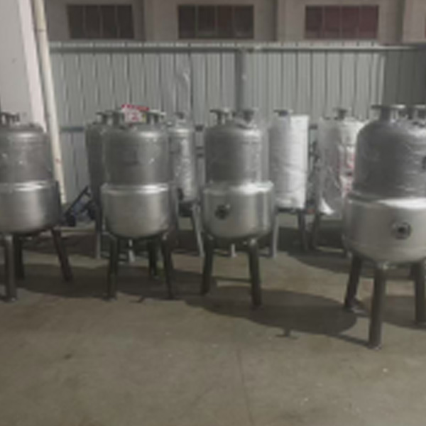 Heating tanks